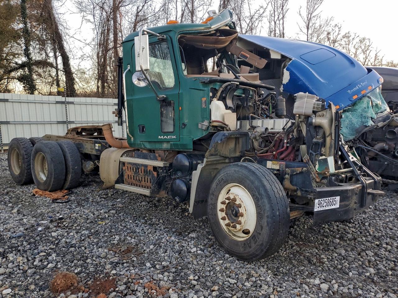 Mack 2012 Mack Gu Gu700 Image 1