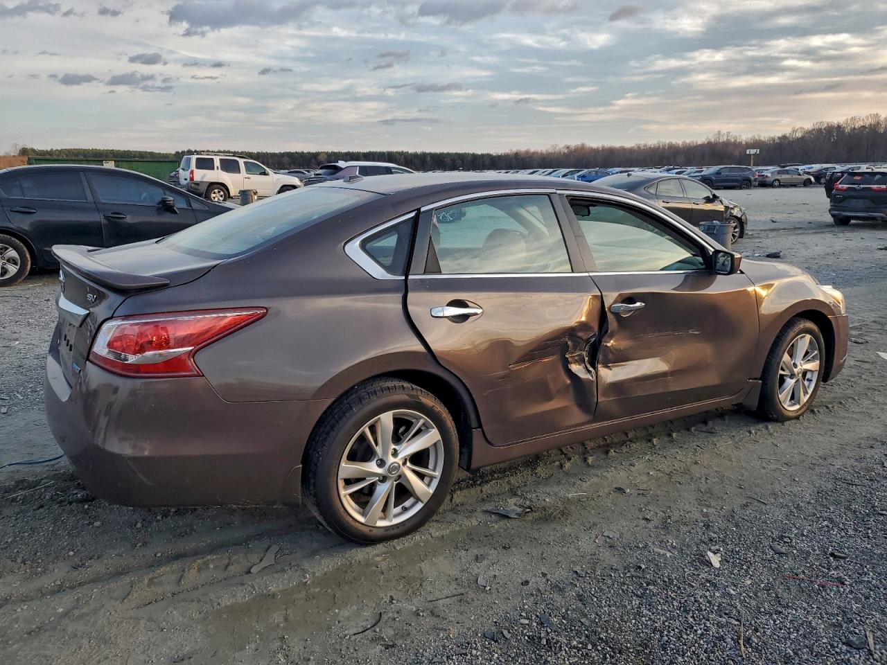 Nissan Altima 2.5 Image 6