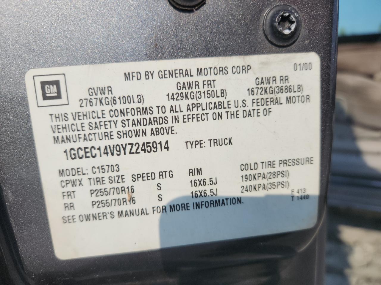 Chevrolet Silverado C1500 Image 2