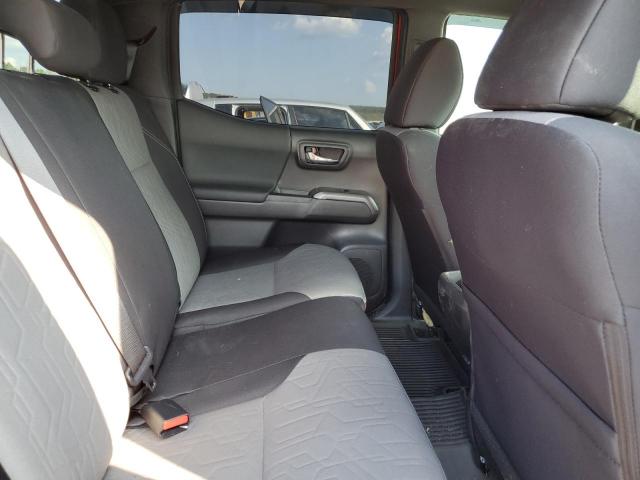 Toyota Tacoma Double Cab Image 3