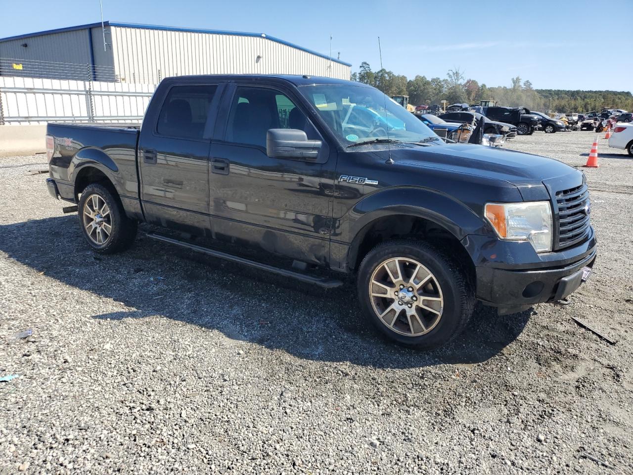 Ford F-150 Supercrew Image 4