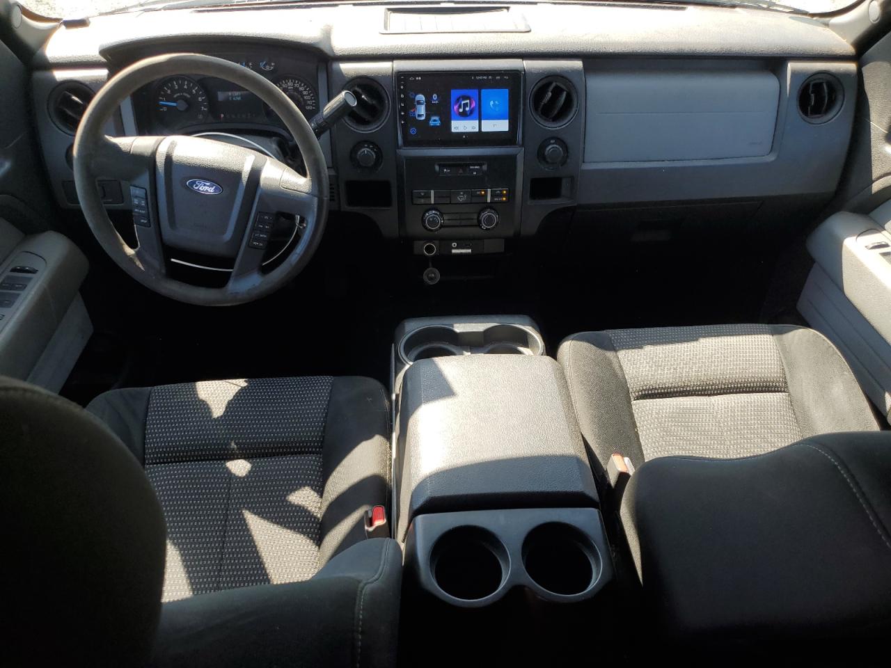 Ford F-150 Supercrew Image 6