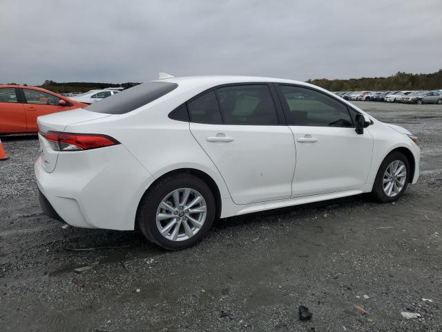 Toyota Corolla Le Image 3