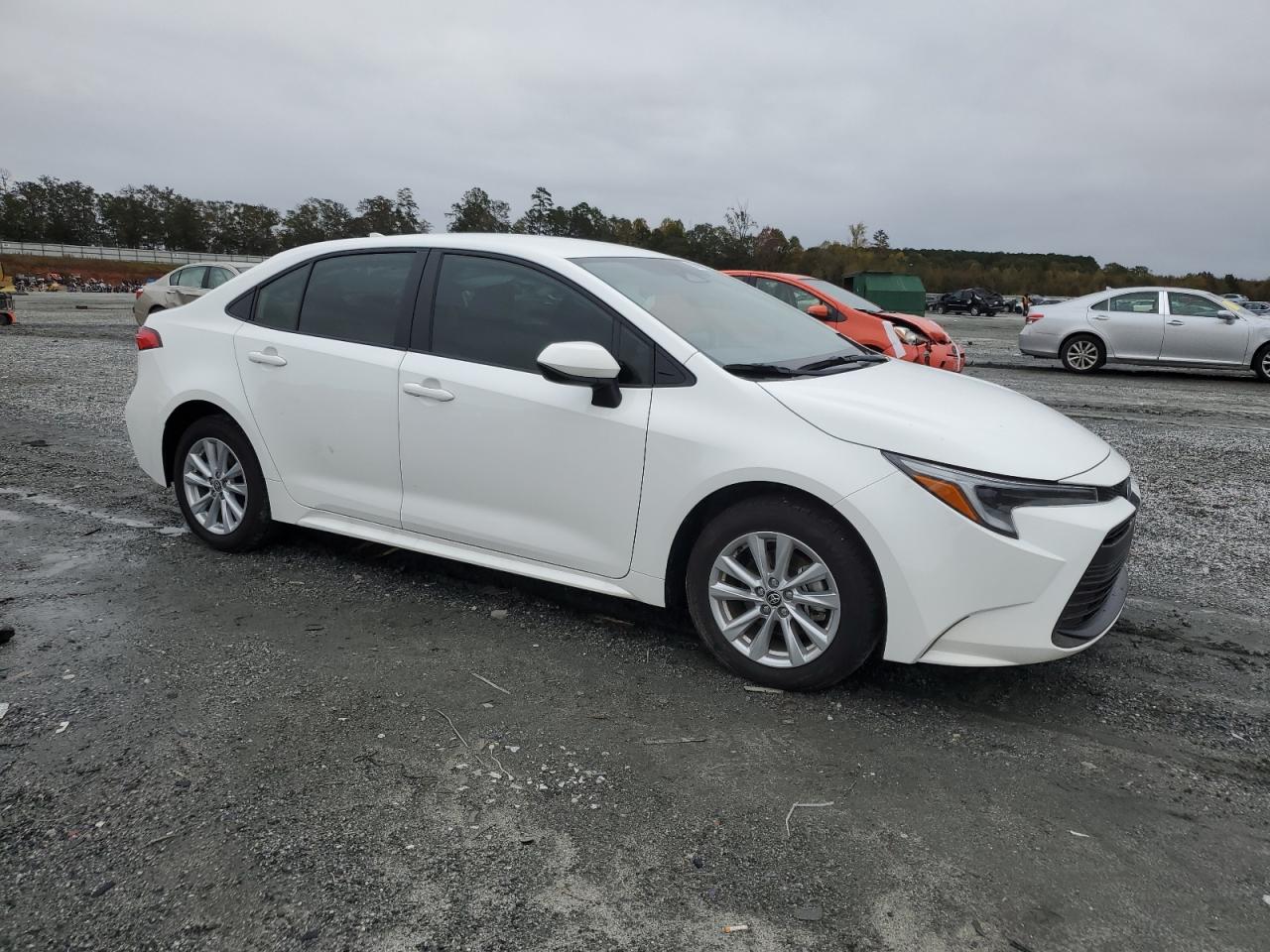 Toyota Corolla Le Image 12