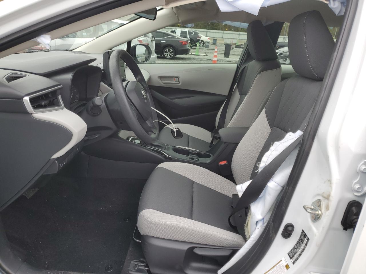 Toyota Corolla Le Image 6