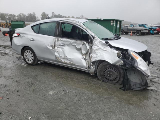 Nissan Versa S Image 12