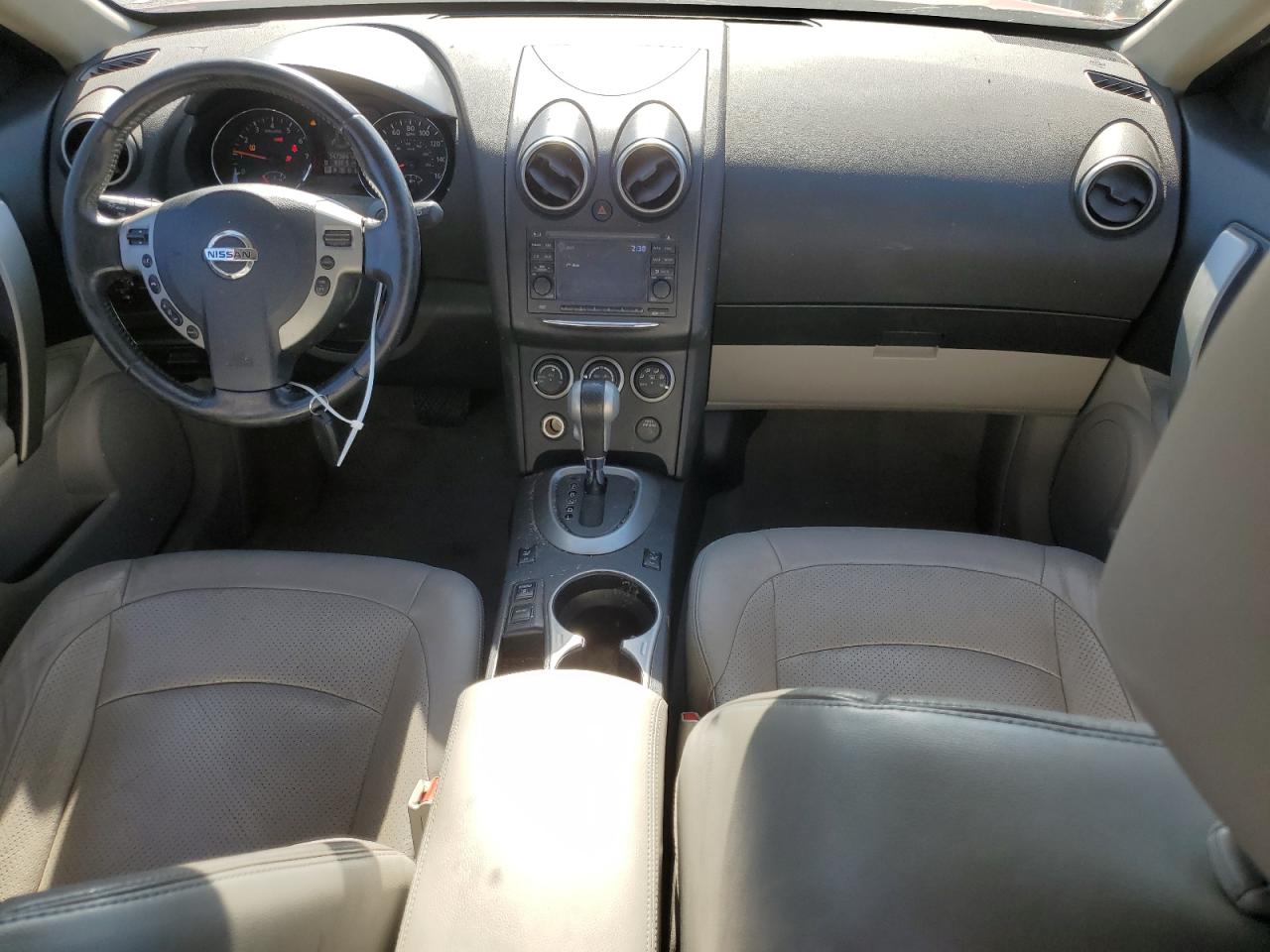 Nissan Rogue S Image 5