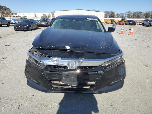 Honda Accord Touring Image 2