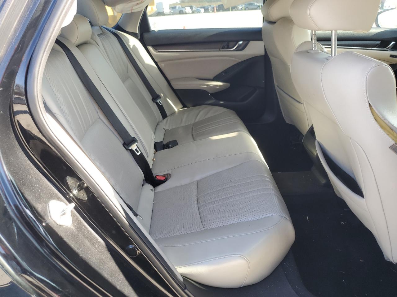 Honda Accord Touring Image 7