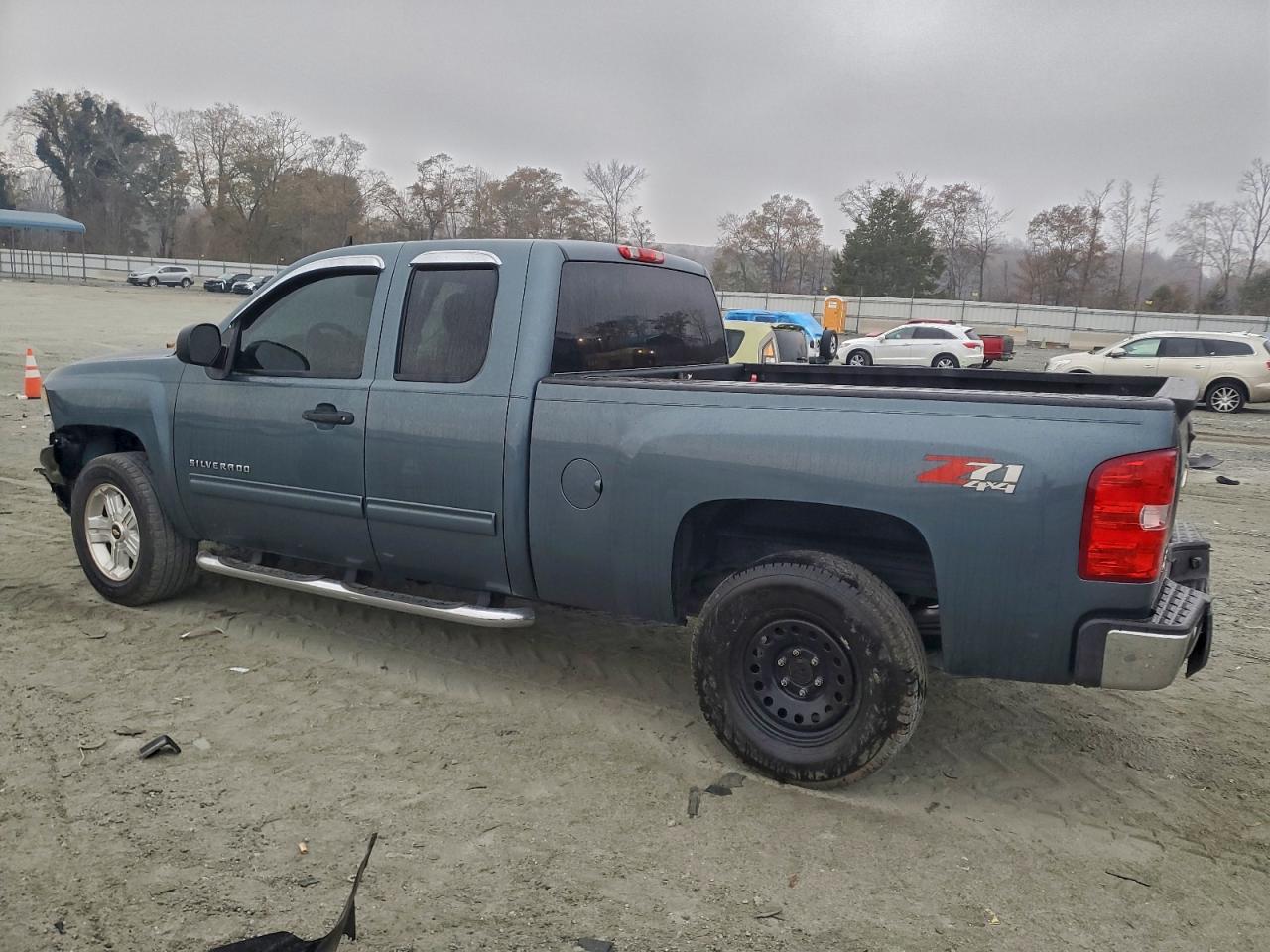 Chevrolet Silverado K1500 Lt Image 11