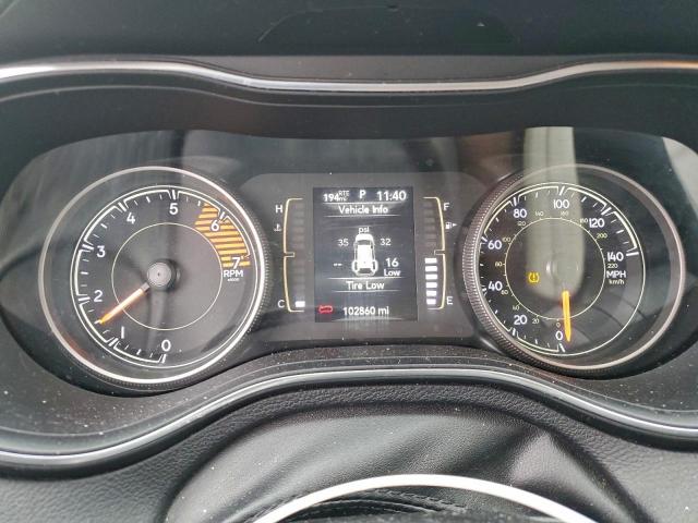 Jeep Grand Cherokee Latitude Plus Image 9