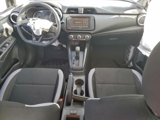 Nissan Versa S Image 7
