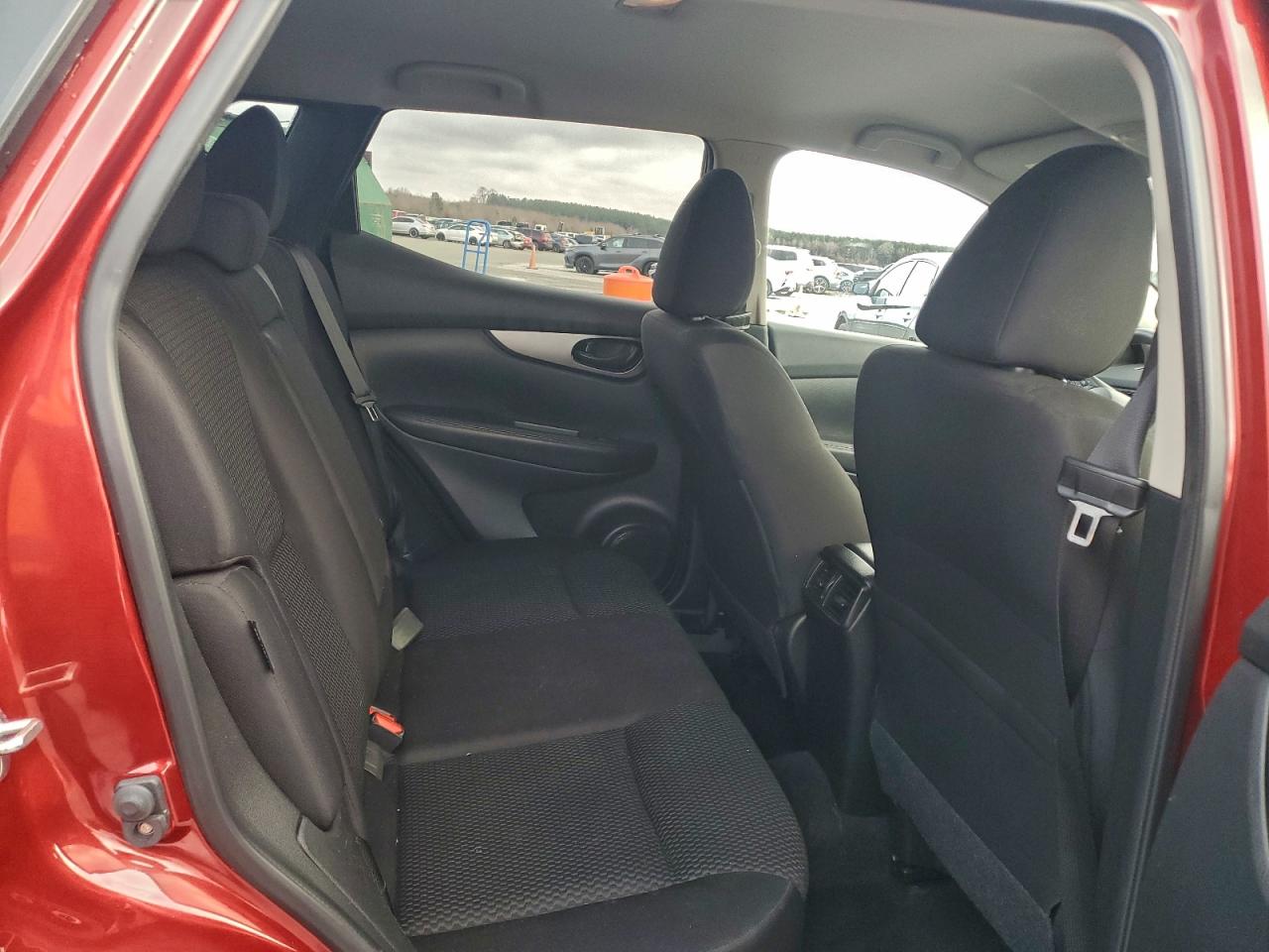 Nissan Rogue S Image 3