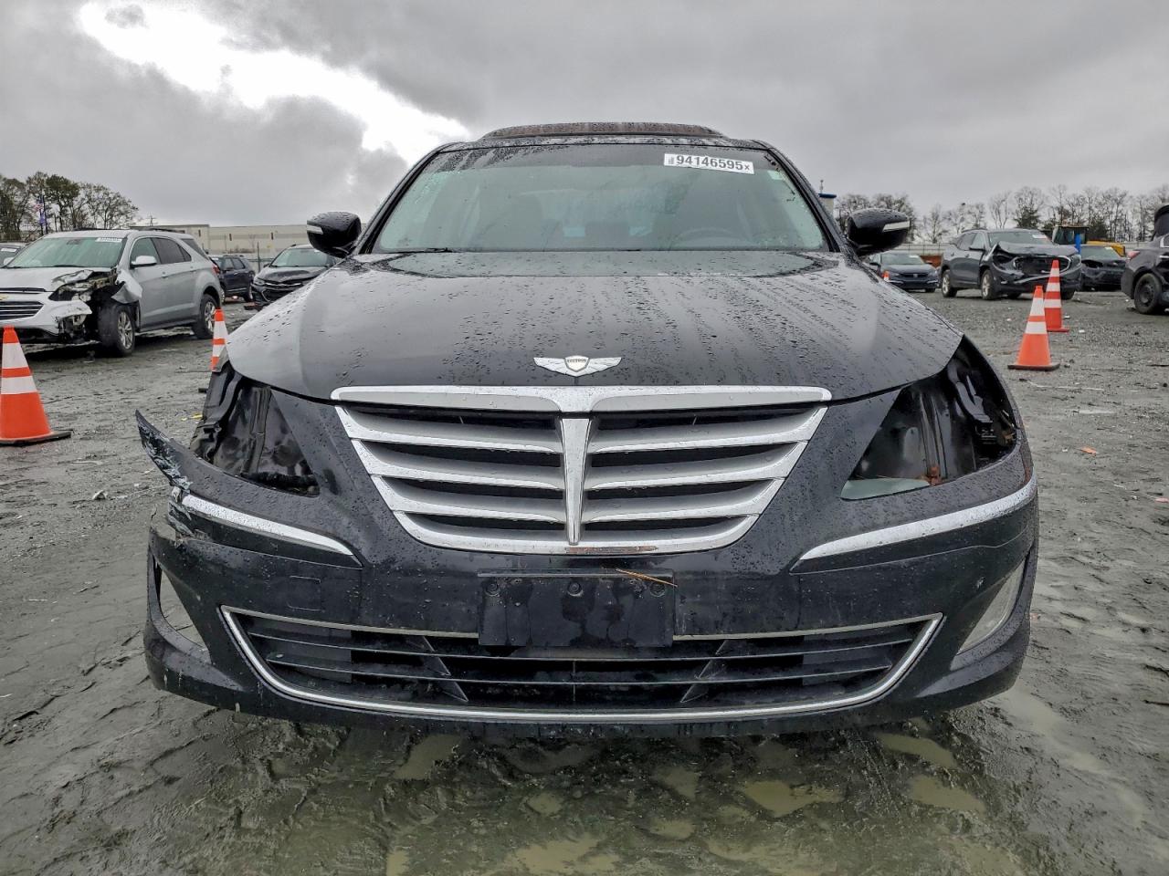 Hyundai Genesis 3.8l Image 3