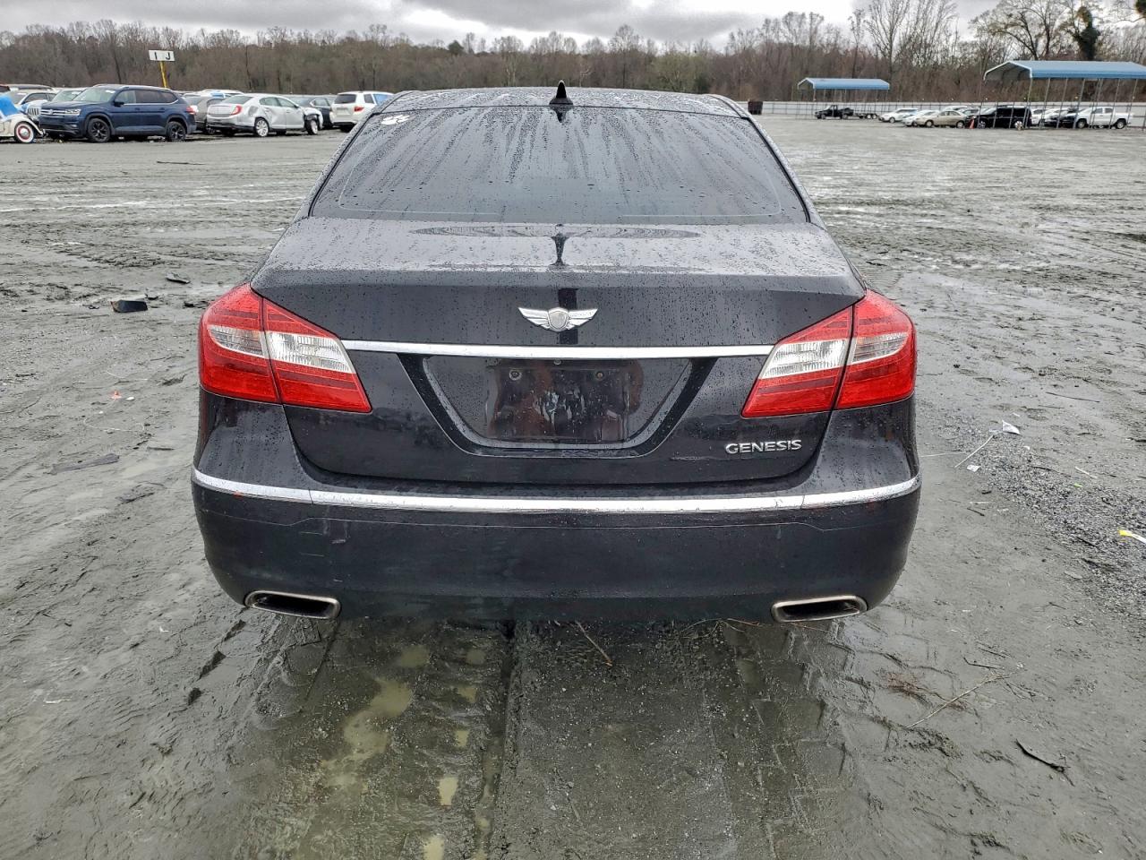 Hyundai Genesis 3.8l Image 2