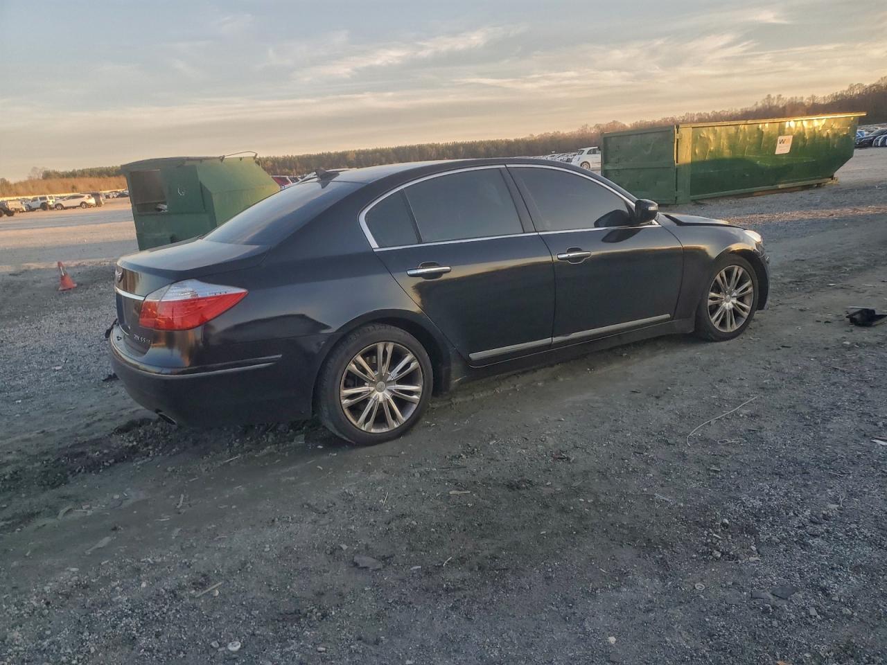 Hyundai Genesis 4.6l Image 2