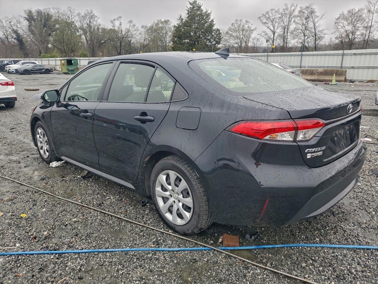 Toyota Corolla Le Image 5