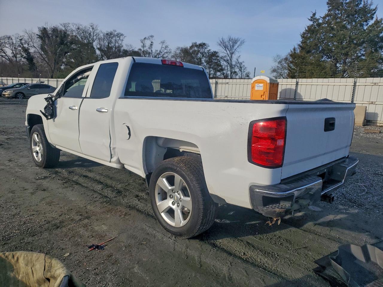 Chevrolet Silverado C1500 Image 8