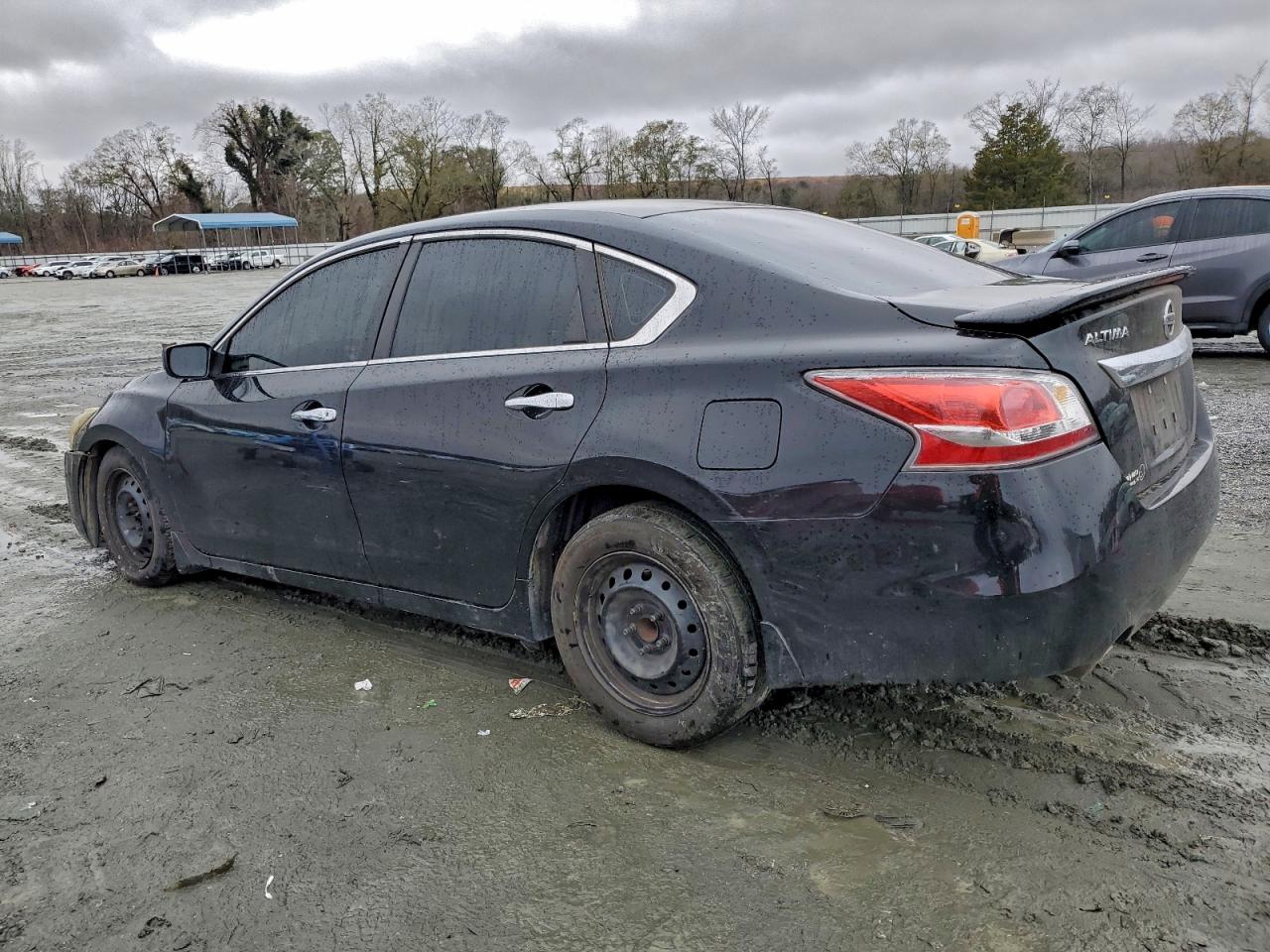 Nissan Altima 2.5 Image 2