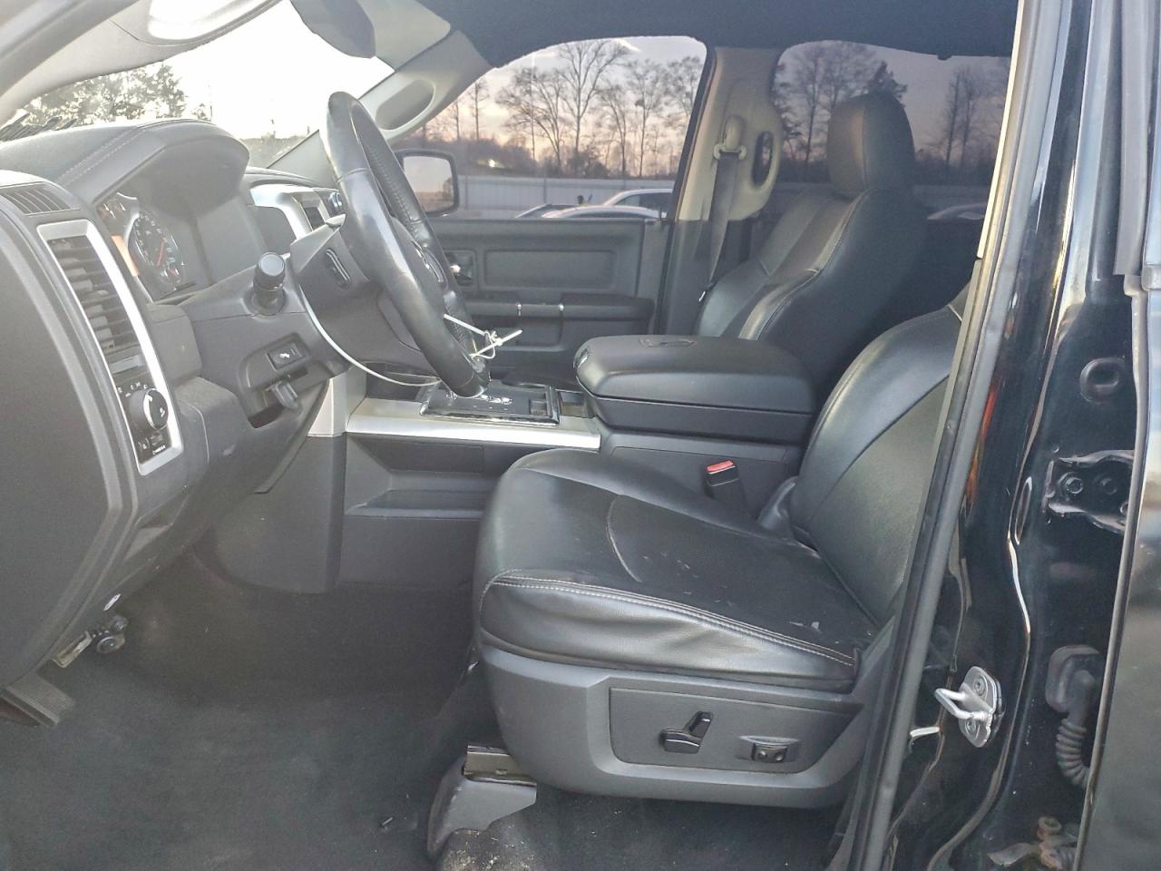 Dodge Ram 1500 Sport Image 9