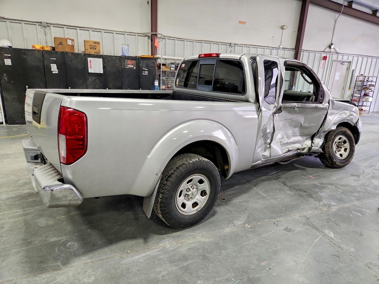 Nissan Frontier King Cab Xe Image 11