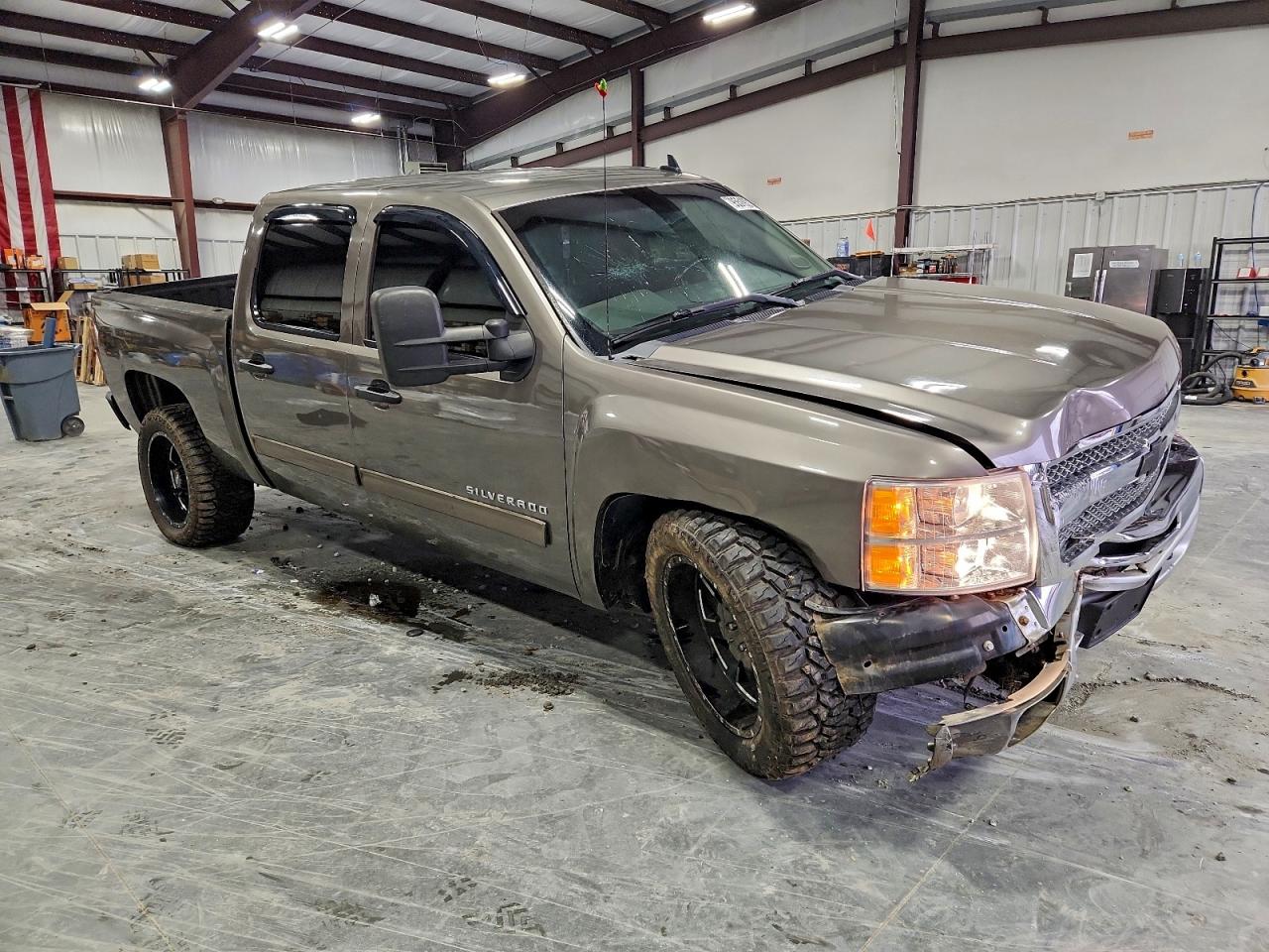 Chevrolet Silverado K1500 Lt Image 4