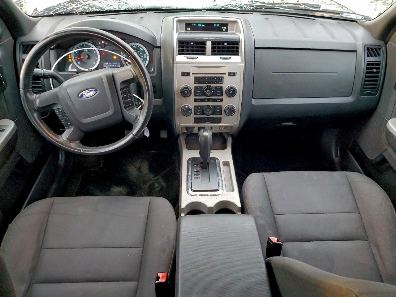 Ford Escape Xlt Image 2