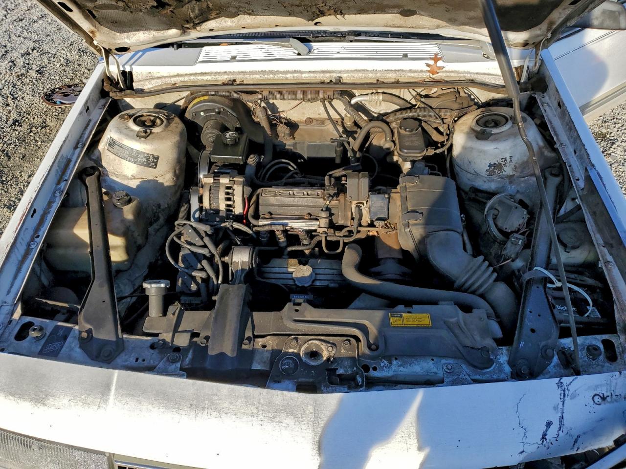 Oldsmobile Cutlass S Image 4