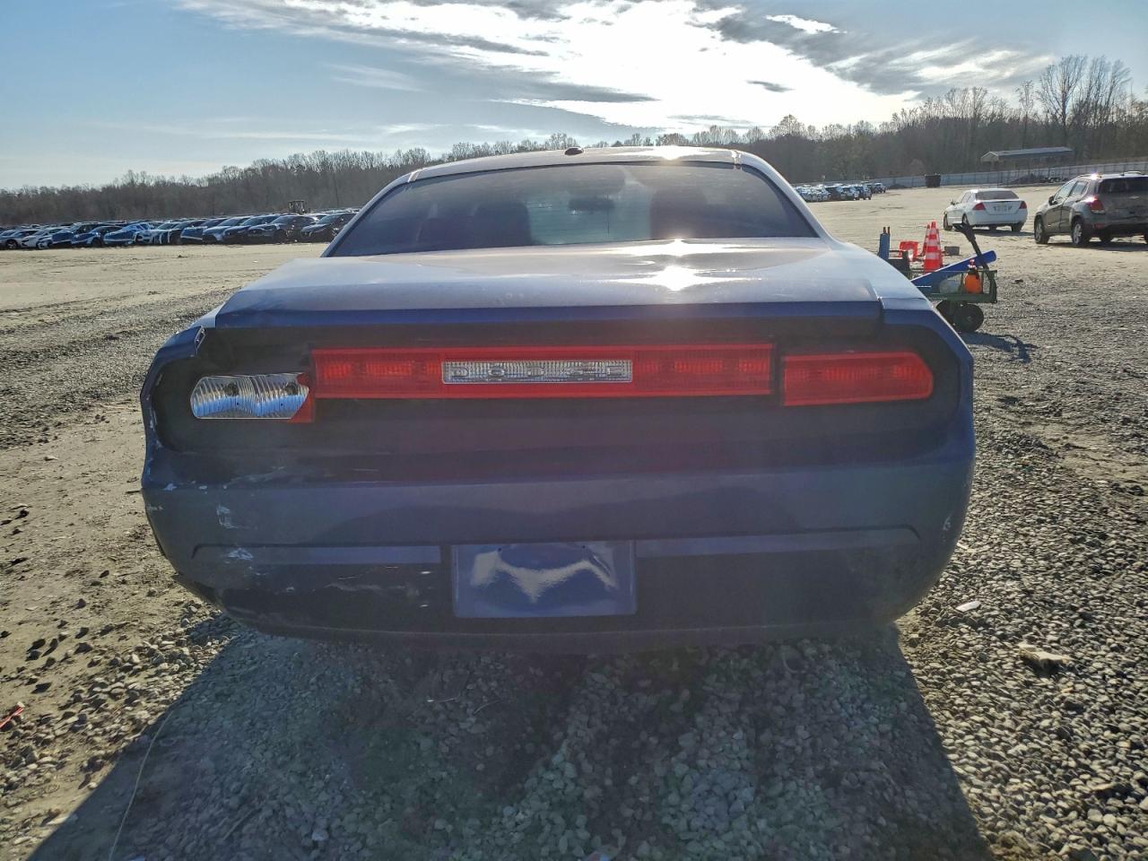 Dodge Challenger Se Image 8