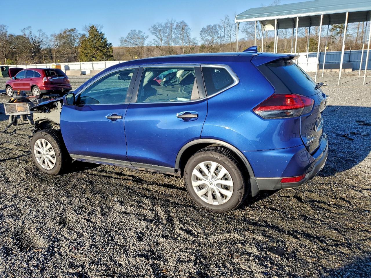 Nissan Rogue S Image 2