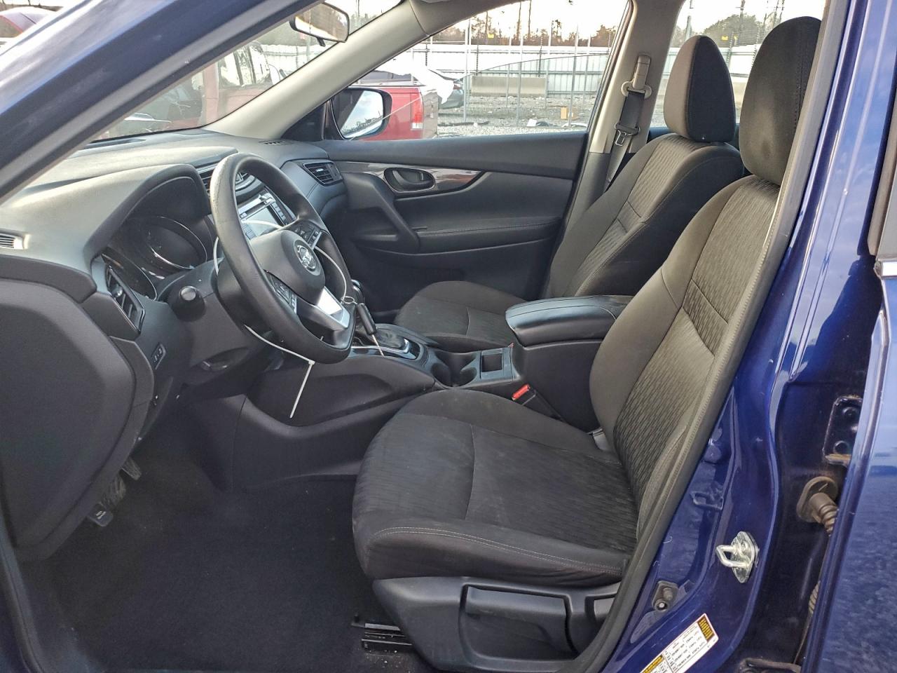 Nissan Rogue S Image 12