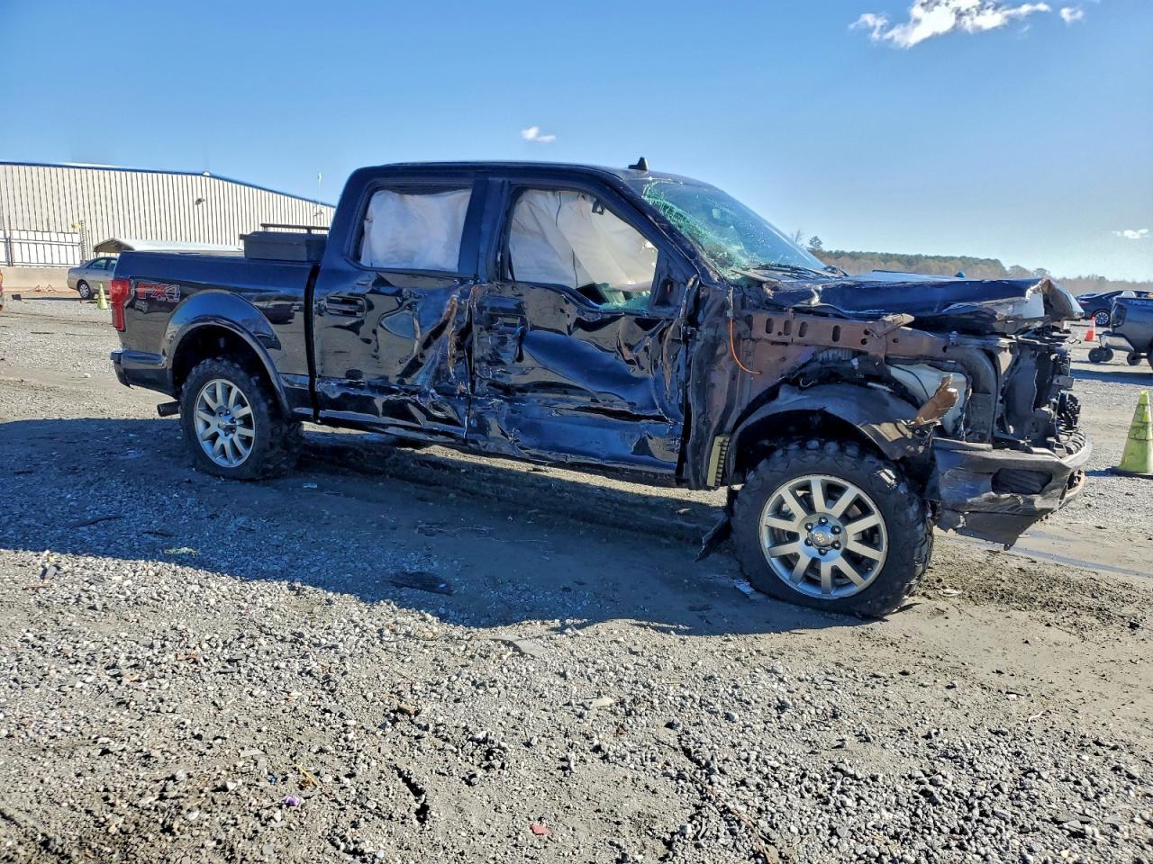 Ford F-150 Supercrew Image 12