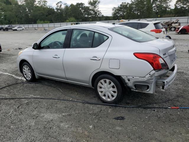 Nissan Versa S Image 8