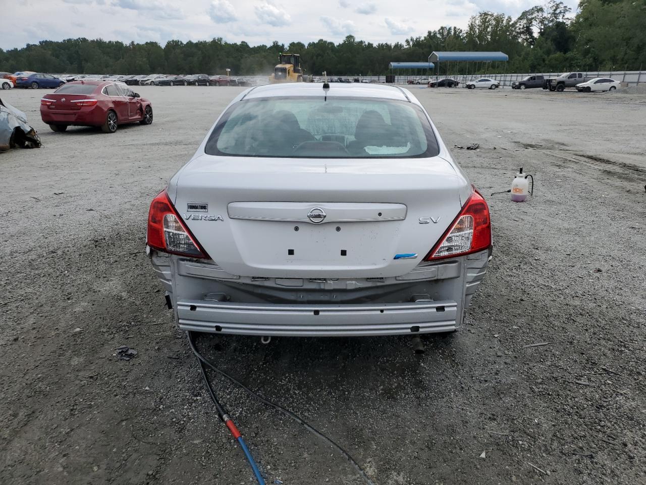 Nissan Versa S Image 3