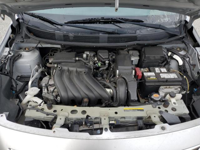 Nissan Versa S Image 10