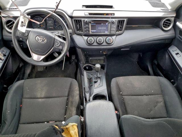 Toyota RAV4 Le Image 9