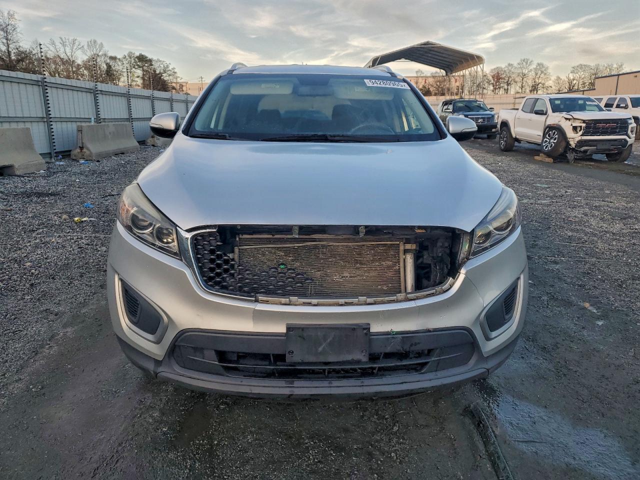 Kia Sorento Lx Image 5