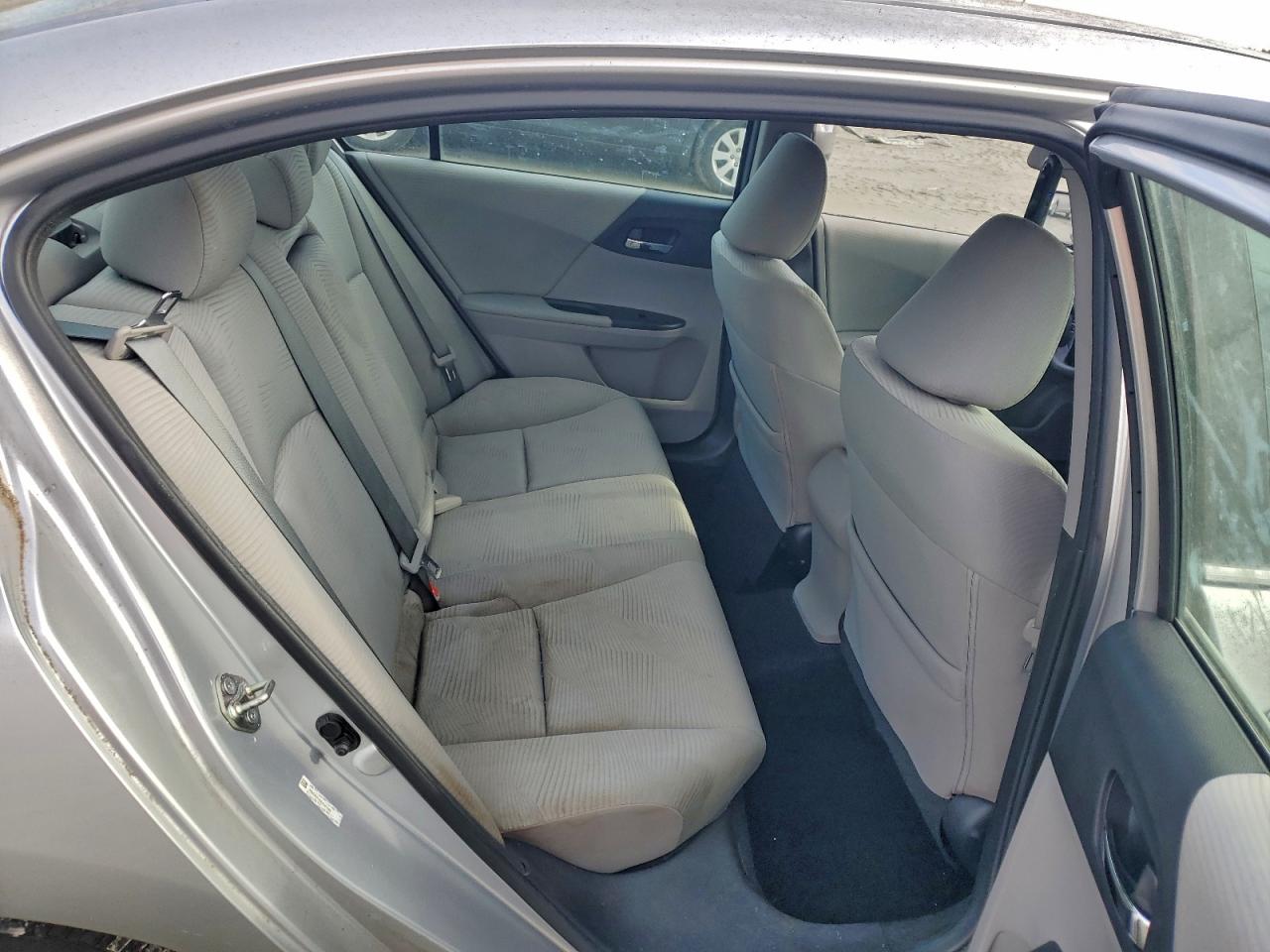 Honda Accord Lx Image 9