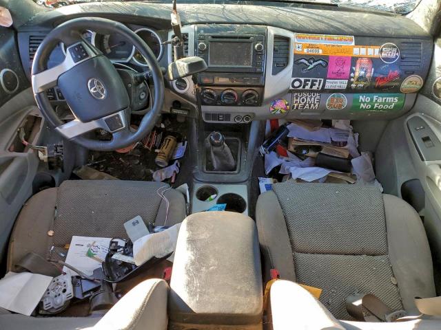 Toyota Tacoma Double Cab Image 8