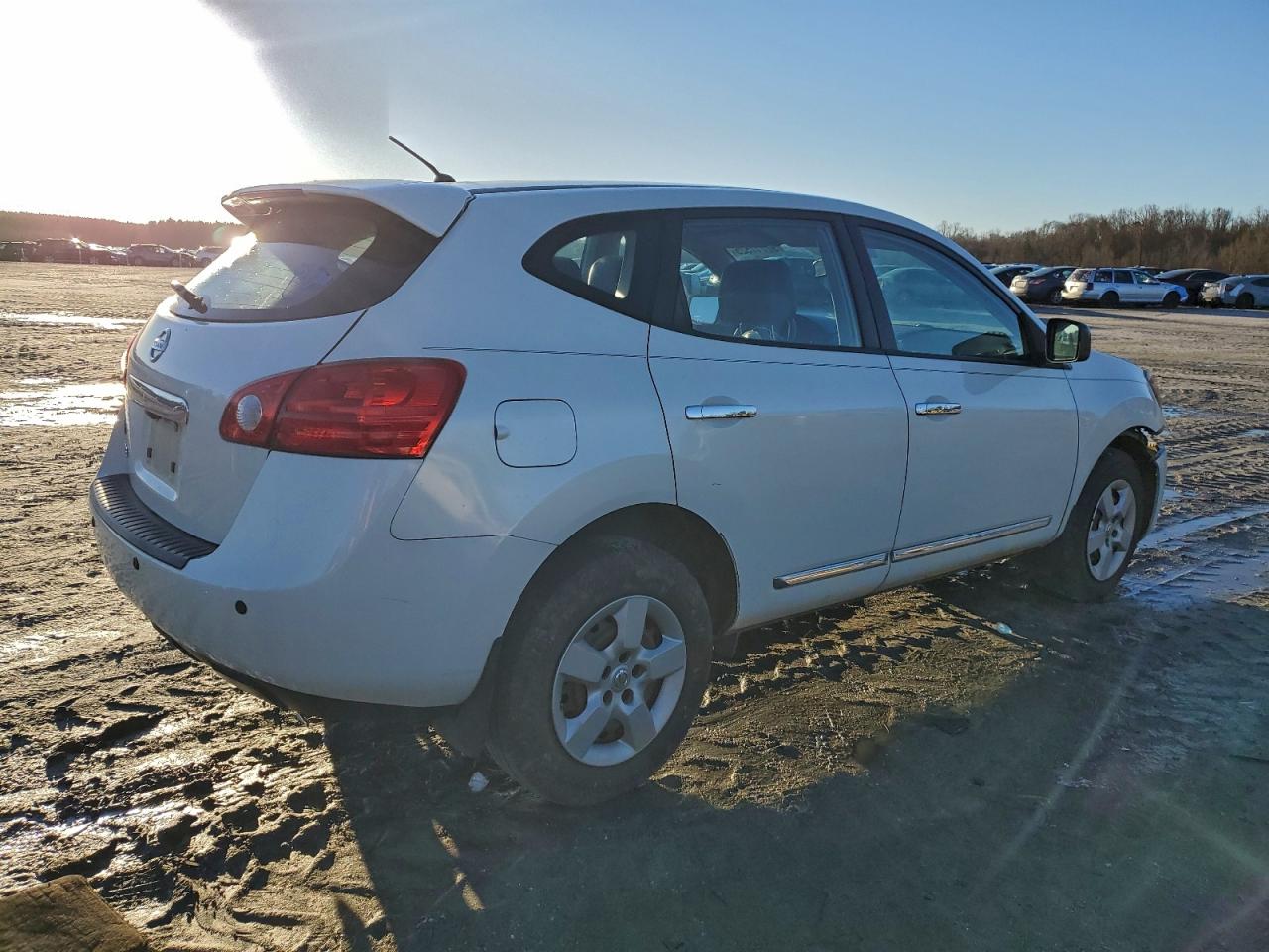 Nissan Rogue S Image 10