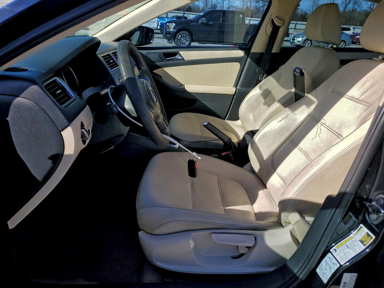 Volkswagen Jetta Se Image 8