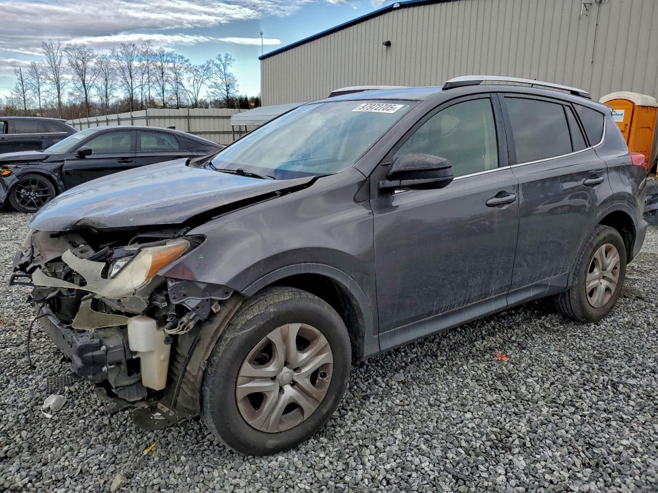 Toyota RAV4 Le Image 1