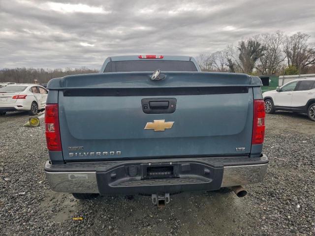 Chevrolet Silverado C1500 Ltz Image 3
