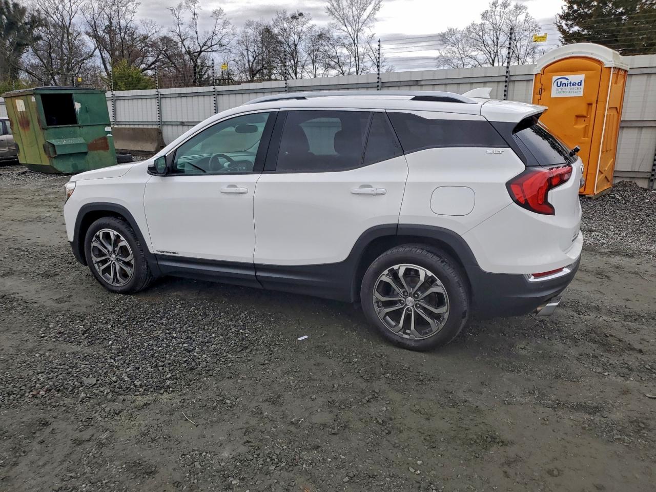 GMC Terrain Slt Image 2