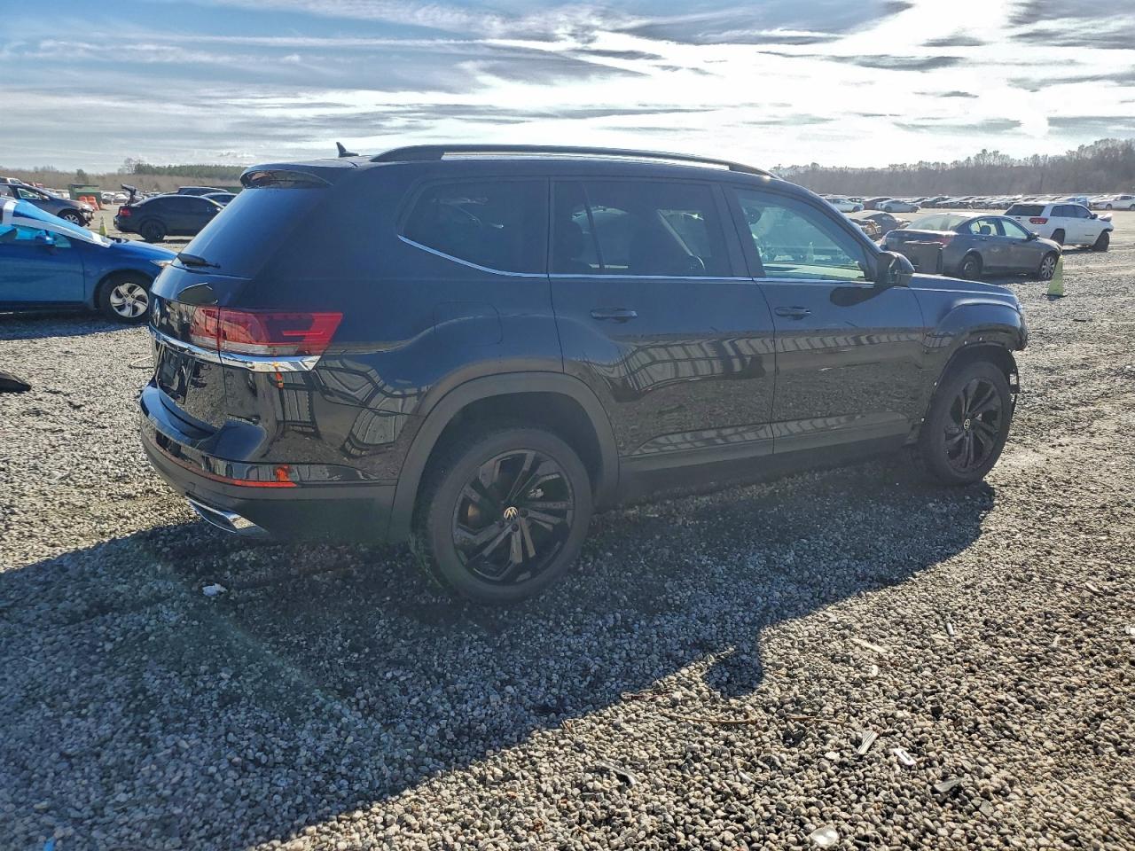 Volkswagen Atlas Se Image 2