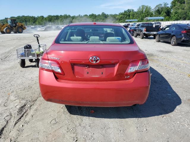 Toyota Camry Base Image 2
