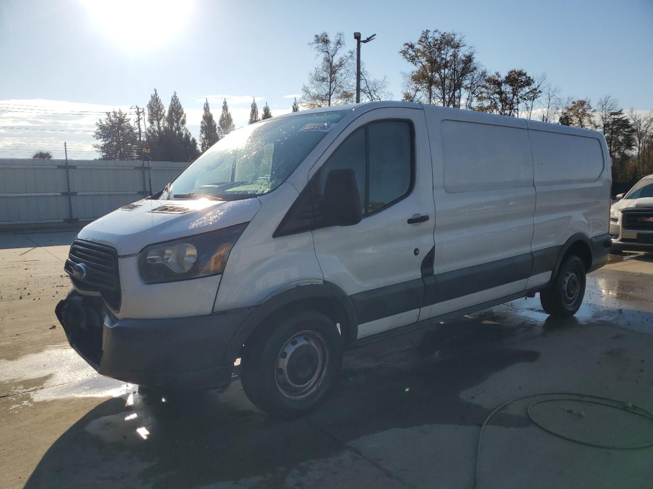 Ford Transit T-250 Image 1