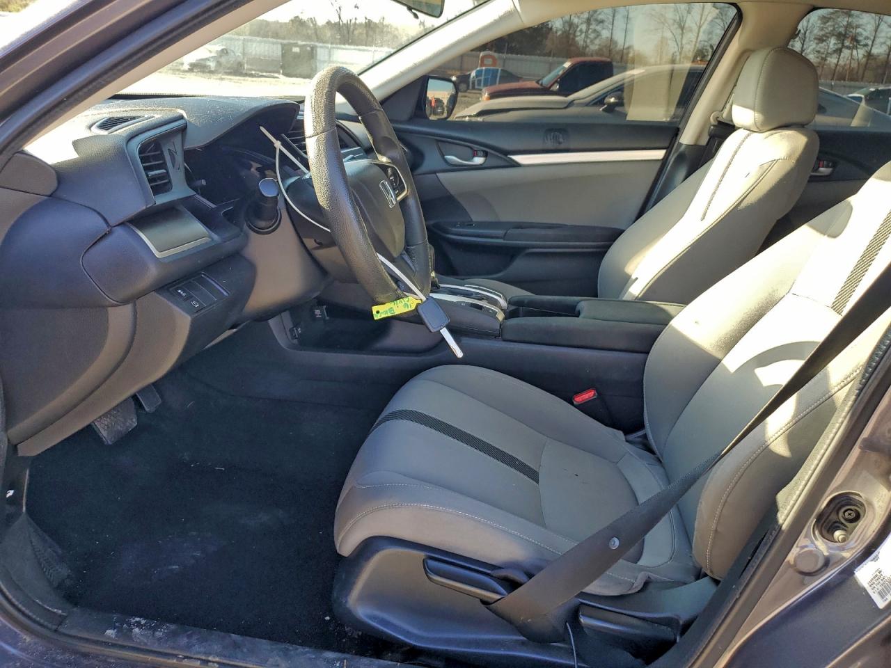 Honda Civic Lx Image 13