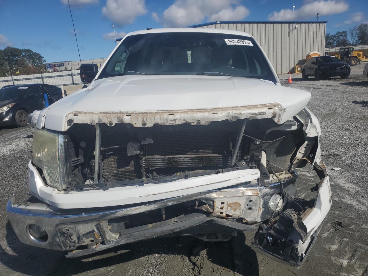 Ford F-150 Supercrew Image 4