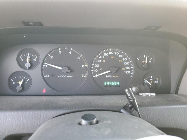 Jeep Grand Cherokee Laredo Image 8